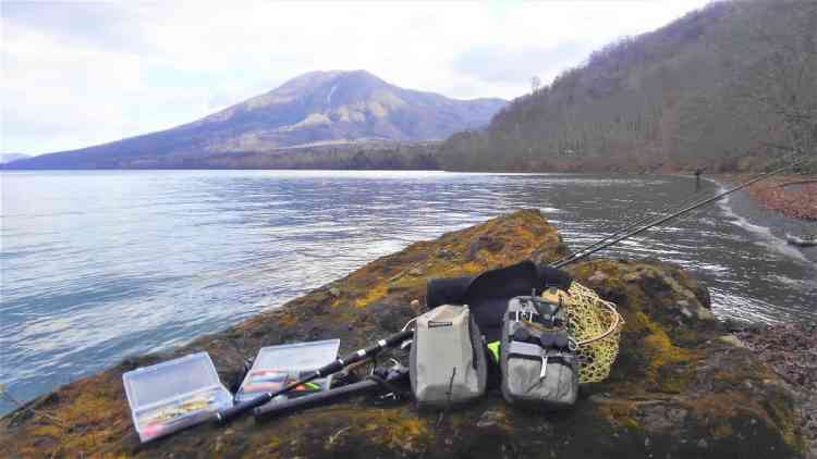支笏湖と釣具