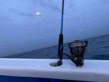 SLJタックルと月